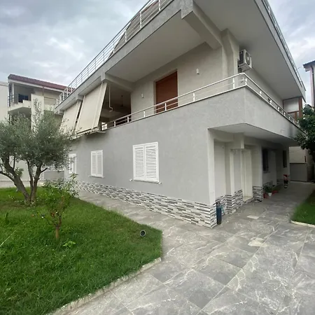 House Daire *